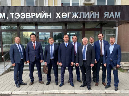 Визит в Монголию в составе делегации губернатора Красноярского края Александра Усса